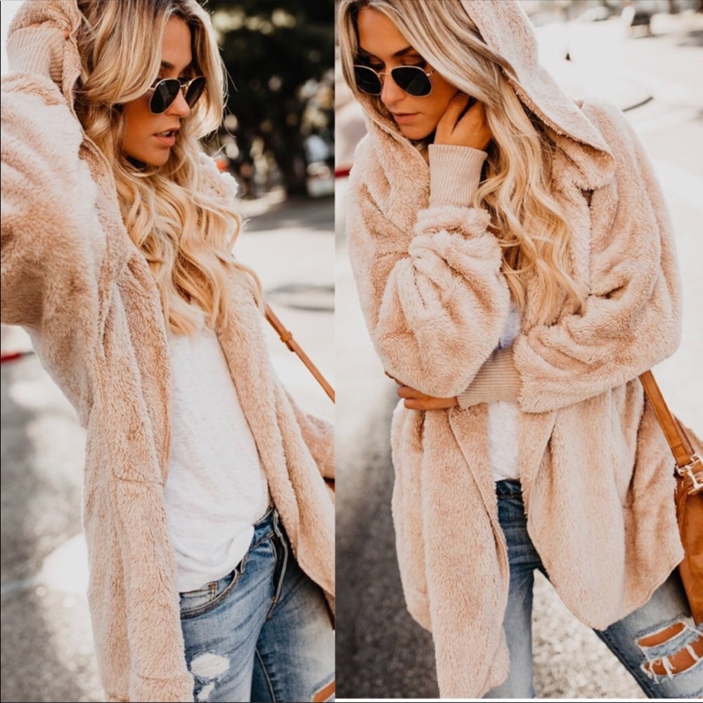 ✨LAST ONE✨🎁🎁 Taupe Soft Faux Fur Cardigan 🎁🎁 - Picture 4 of 8